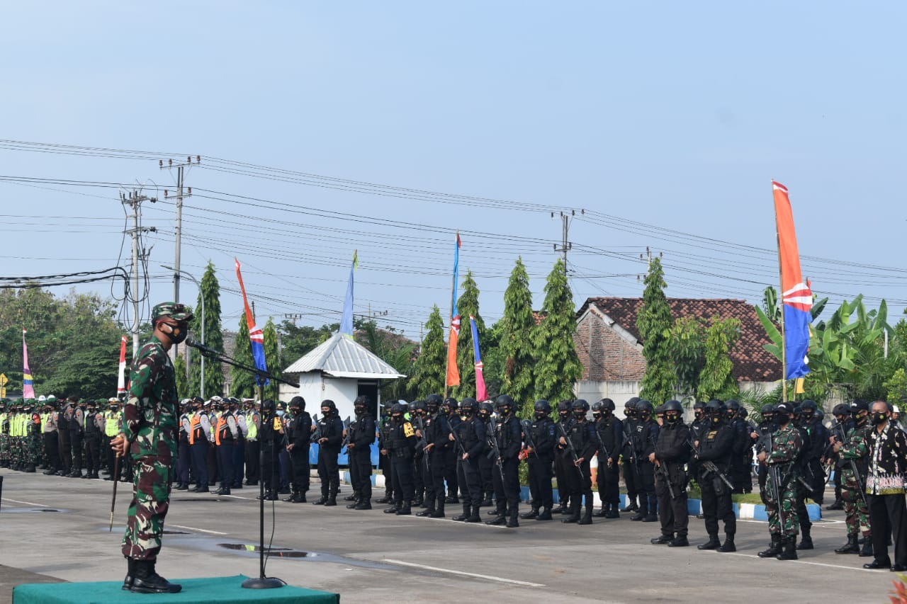 Kunjungan Presiden Di Wilayah Demak, Korem 073/MKT Gelar Pasukan Pengamanan 